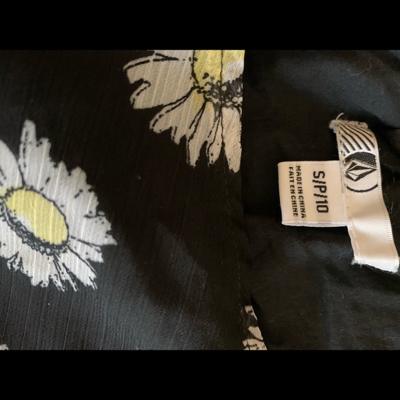Volcom Daisy Top - Picture 3 of 4